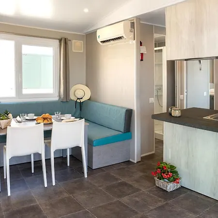 Camping Atlanta & Mediterraneo Family Village Sottomarina Exterior foto